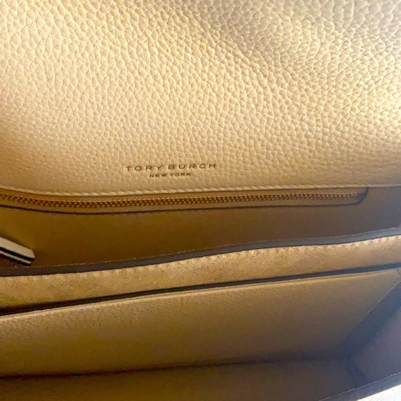 AUTHENTIC TORY BURCH HAND BAG - Picture 2 of 4